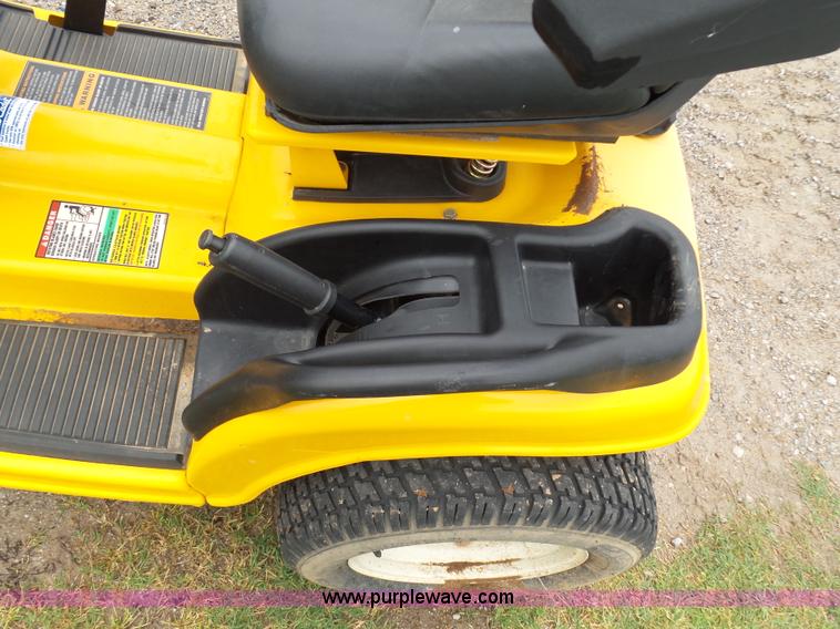 image for item AQ9683 Cub Cadet GT2550 lawn mower