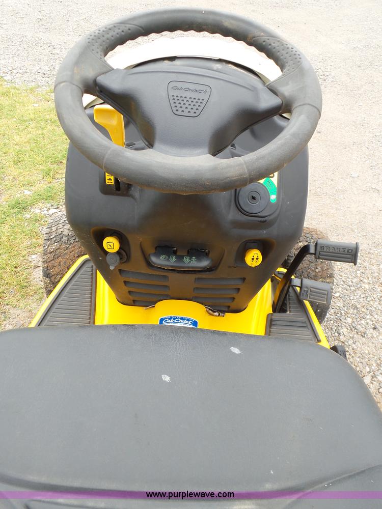 image for item AQ9683 Cub Cadet GT2550 lawn mower