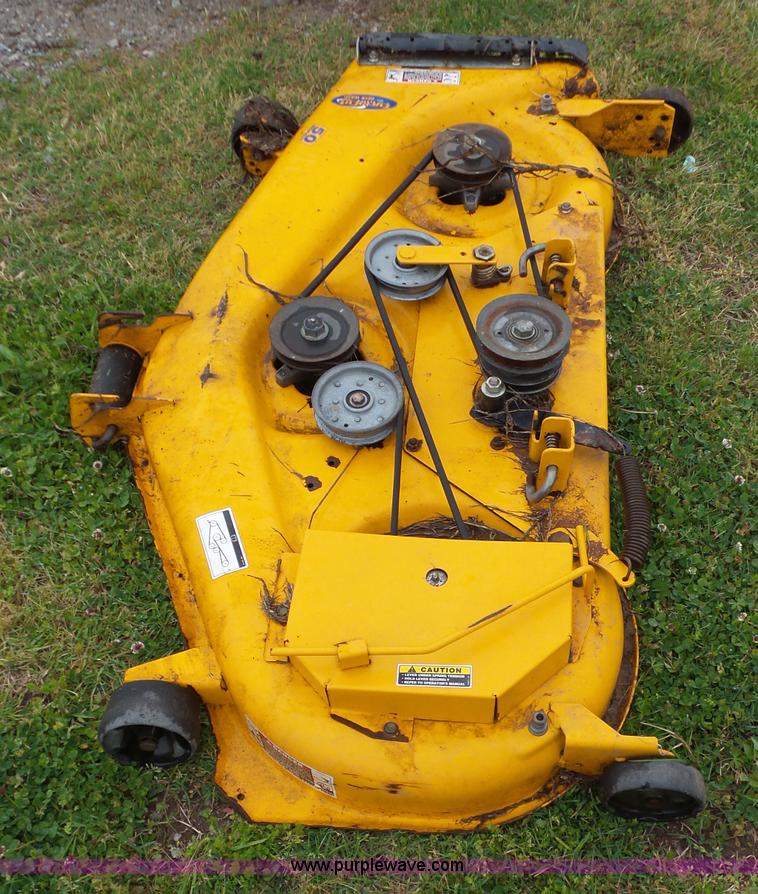 image for item AQ9683 Cub Cadet GT2550 lawn mower