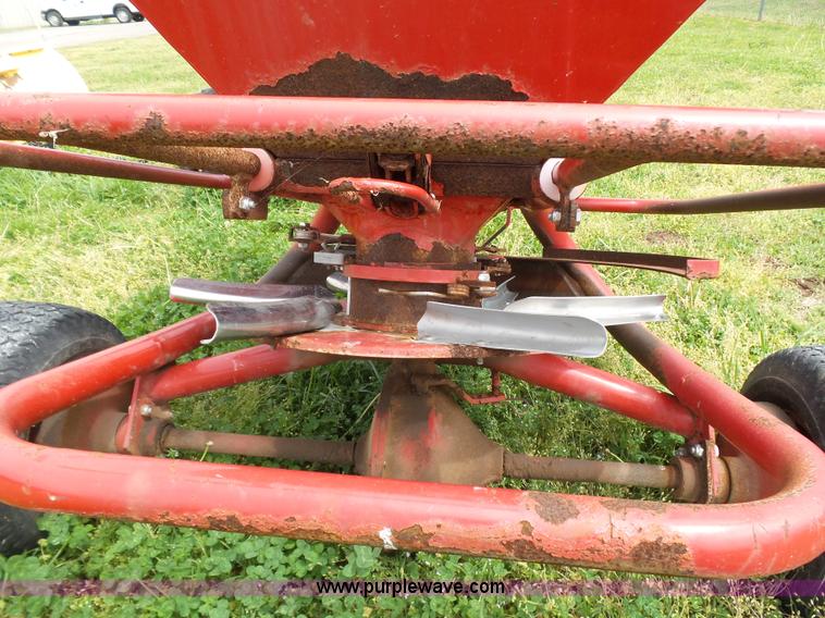 image for item AQ9686 Lely spreader