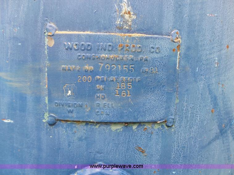 image for item AQ9688 Wood compressor