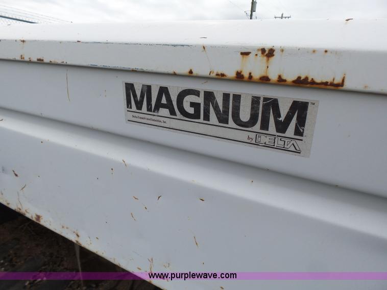 image for item AQ9689 Pickup truck bed