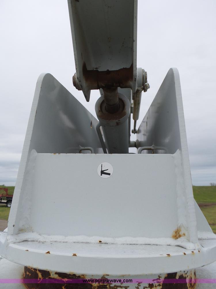 image for item AQ9690 2007 Armlift aerial lift