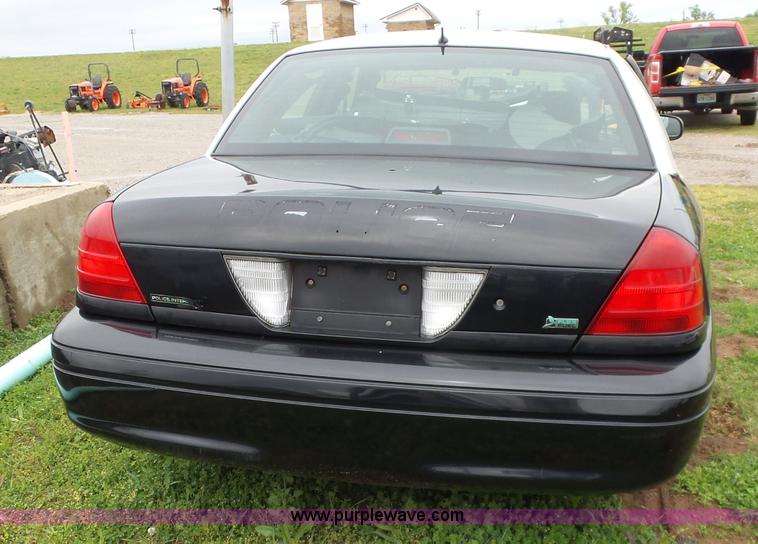 image for item AQ9691 2009 Ford Crown Victoria Police Interceptor