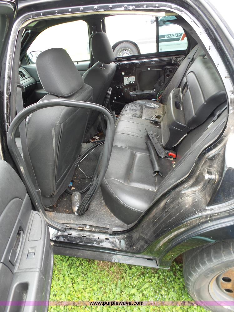 image for item AQ9691 2009 Ford Crown Victoria Police Interceptor