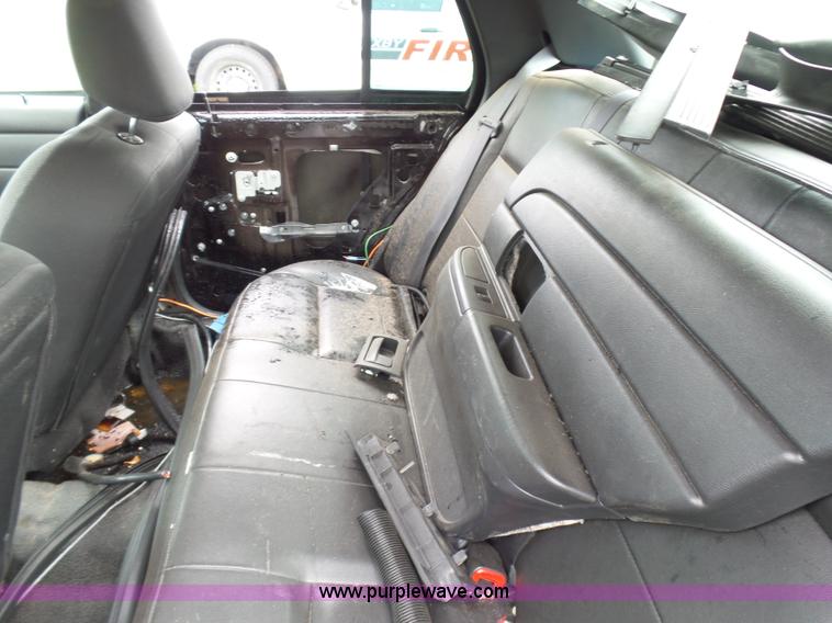 image for item AQ9691 2009 Ford Crown Victoria Police Interceptor