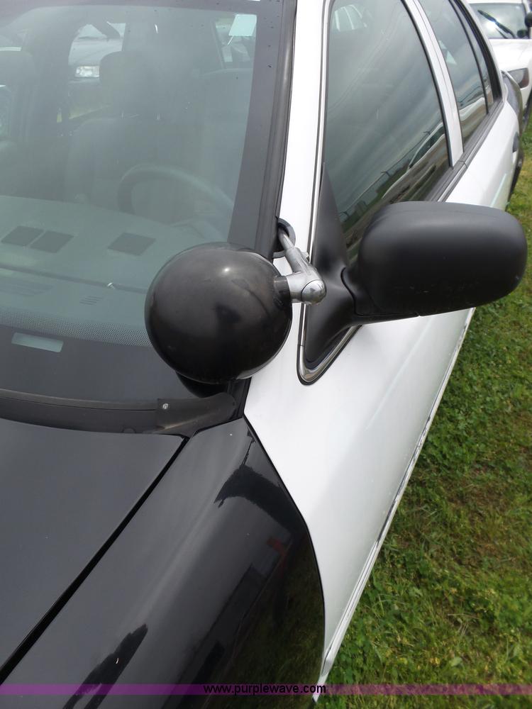 image for item AQ9691 2009 Ford Crown Victoria Police Interceptor