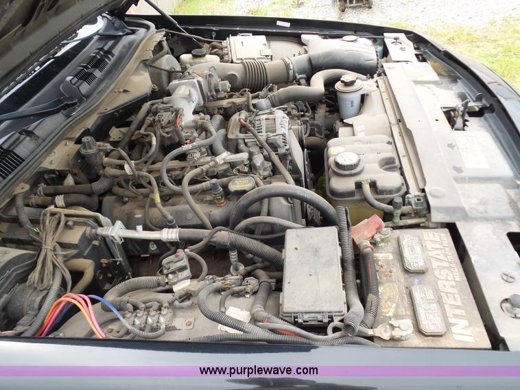 image for item AQ9691 2009 Ford Crown Victoria Police Interceptor