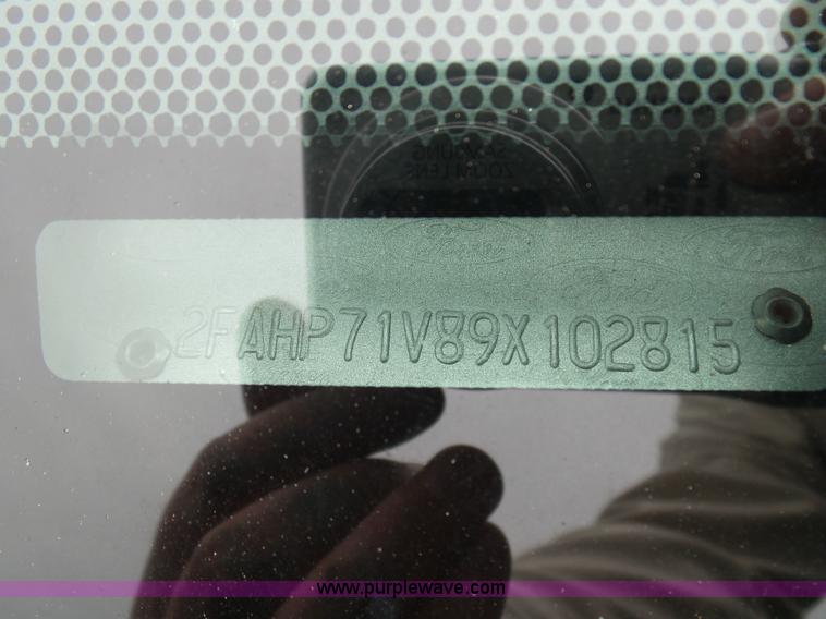 image for item AQ9691 2009 Ford Crown Victoria Police Interceptor