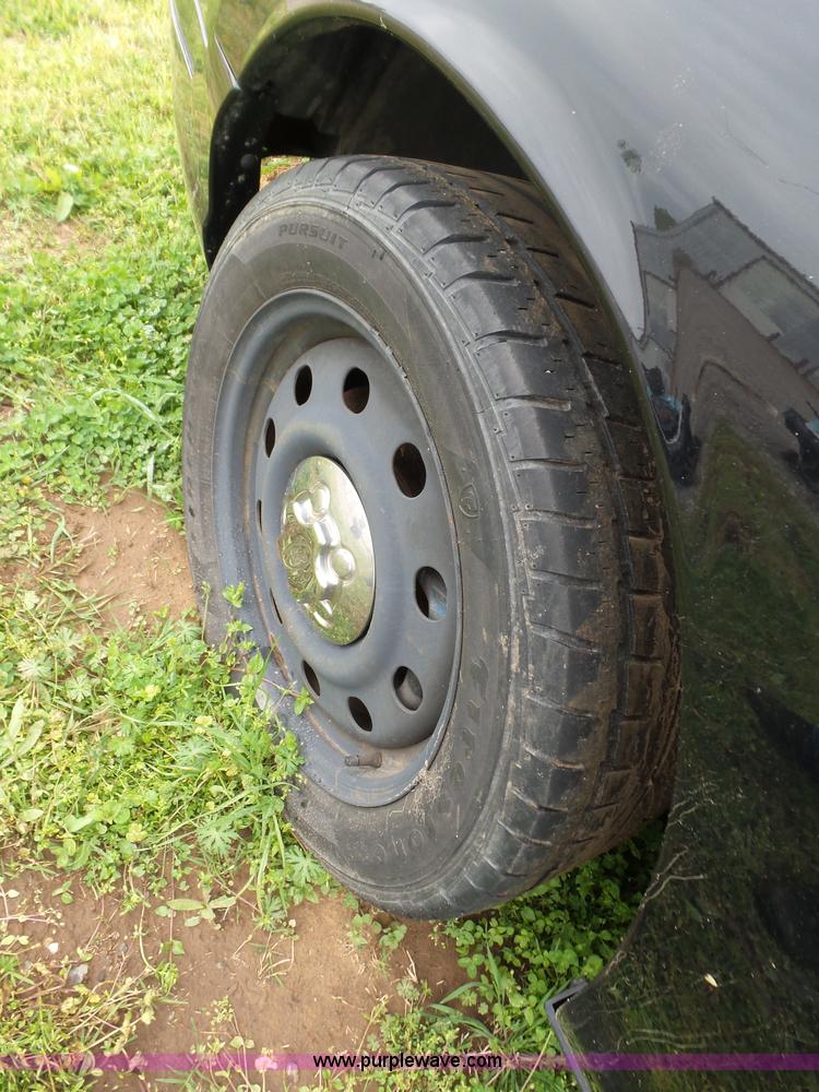 image for item AQ9691 2009 Ford Crown Victoria Police Interceptor