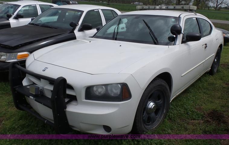 image for item AQ9692 2007 Dodge Charger SE