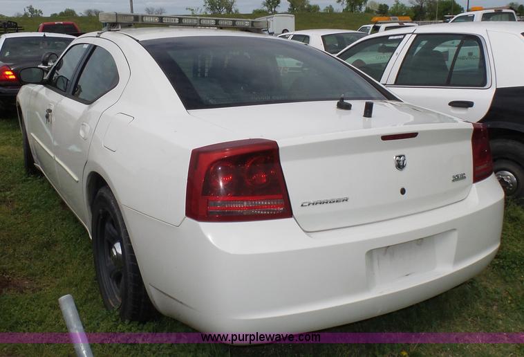 image for item AQ9692 2007 Dodge Charger SE