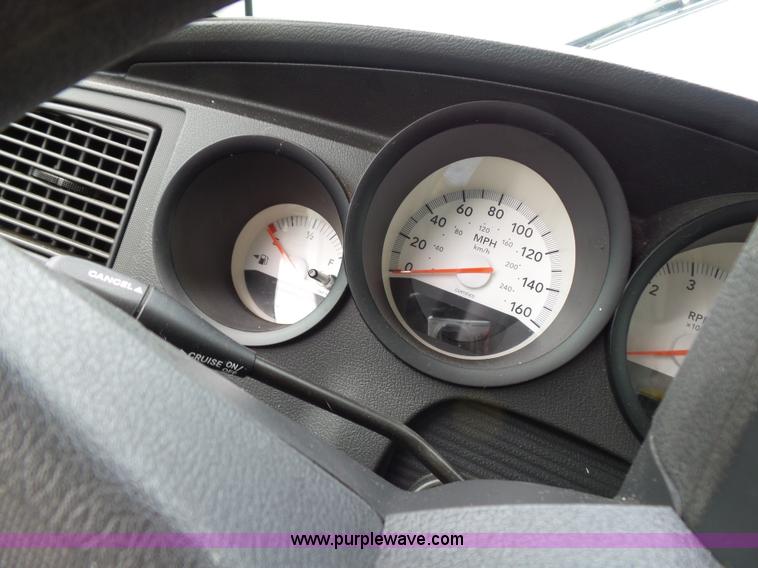 image for item AQ9692 2007 Dodge Charger SE