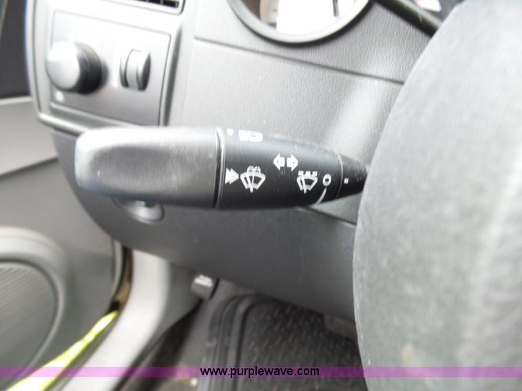 image for item AQ9692 2007 Dodge Charger SE