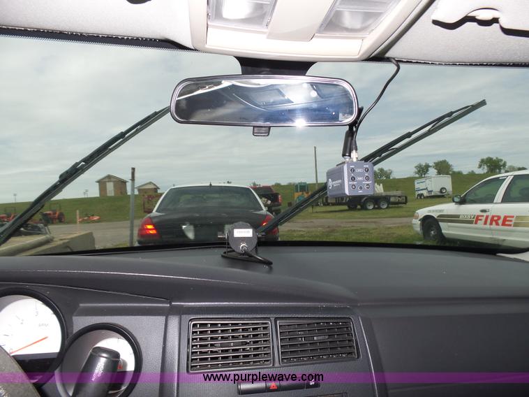 image for item AQ9692 2007 Dodge Charger SE