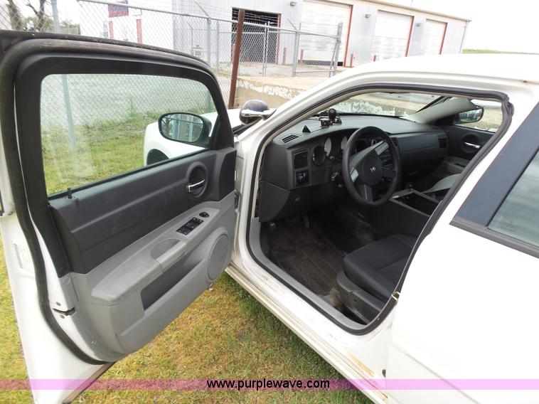 image for item AQ9693 2007 Dodge Charger