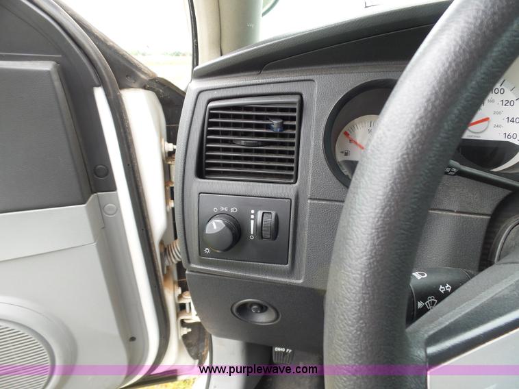 image for item AQ9693 2007 Dodge Charger