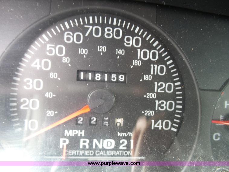 image for item AQ9695 2005 Ford Crown Victoria Police Interceptor