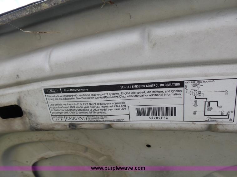 image for item AQ9695 2005 Ford Crown Victoria Police Interceptor