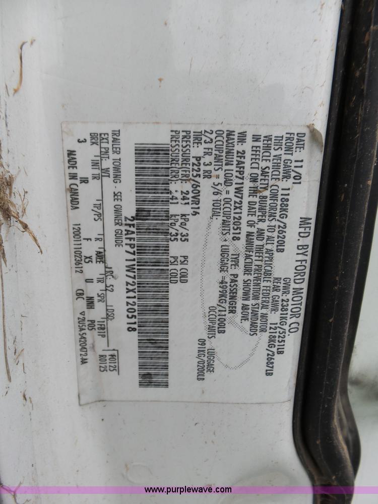 image for item AQ9695 2005 Ford Crown Victoria Police Interceptor