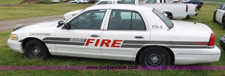 image for item AQ9696 1998 Ford Crown Victoria Police Interceptor