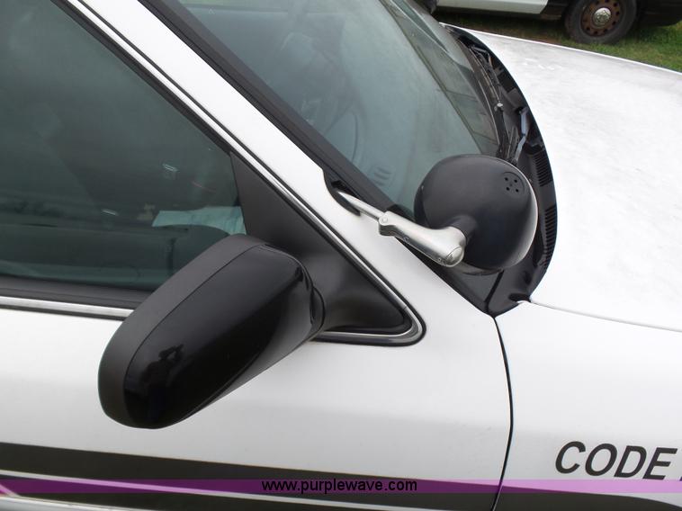 image for item AQ9696 1998 Ford Crown Victoria Police Interceptor