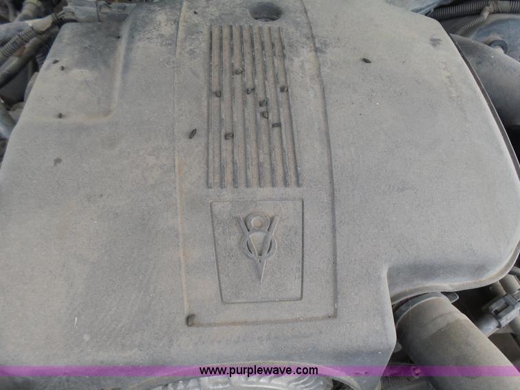 image for item AQ9697 2005 Ford Crown Victoria Police Interceptor