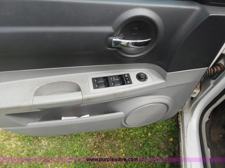 image for item AQ9698 2007 Dodge Charger