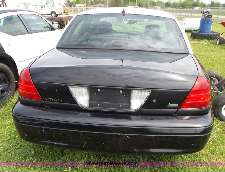 image for item AQ9699 2009 Ford Crown Victoria Police Interceptor