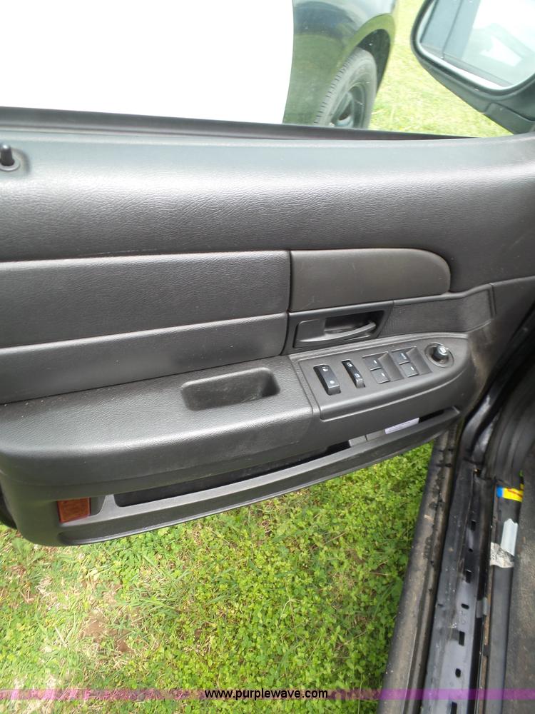 image for item AQ9699 2009 Ford Crown Victoria Police Interceptor