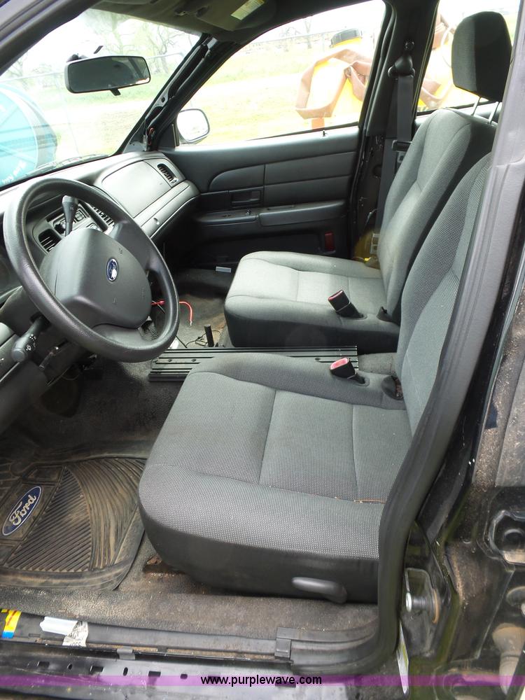 image for item AQ9699 2009 Ford Crown Victoria Police Interceptor