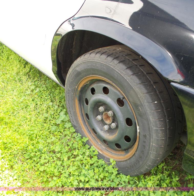 image for item AQ9699 2009 Ford Crown Victoria Police Interceptor