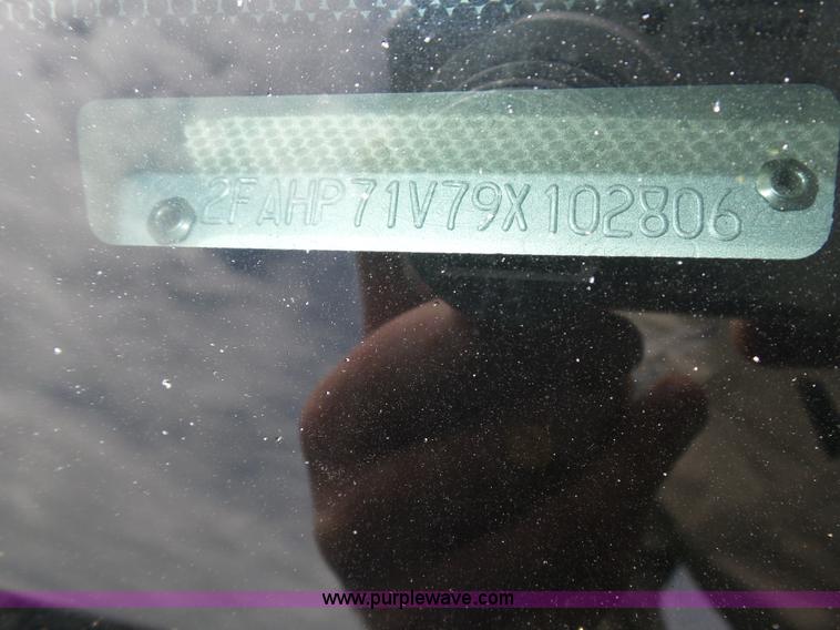 image for item AQ9699 2009 Ford Crown Victoria Police Interceptor