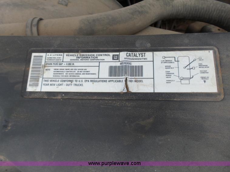 image for item AQ9701 2001 Chevrolet Silverado 1500 pickup truck