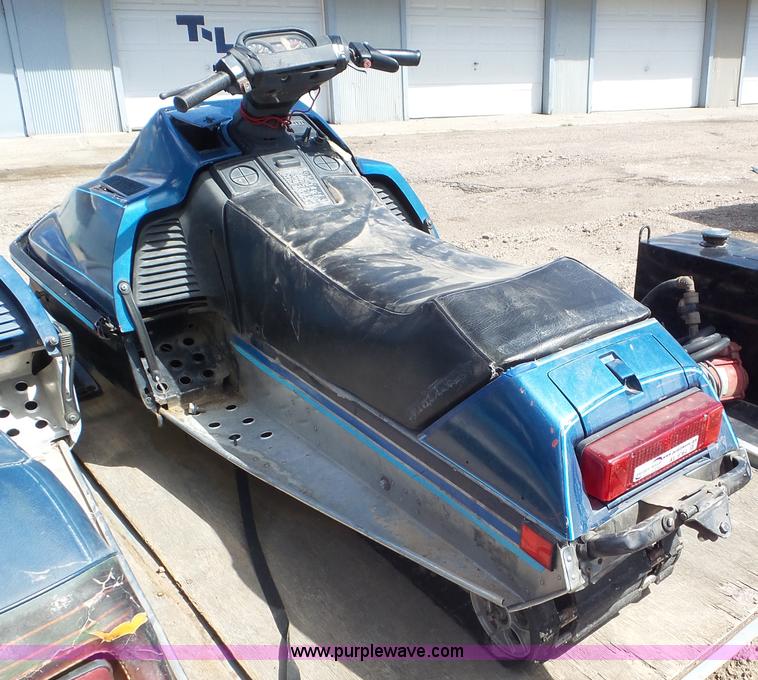 image for item AV9764 Yamaha SS440 snow mobile