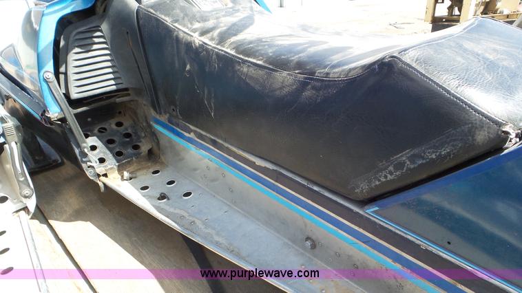 image for item AV9764 Yamaha SS440 snow mobile