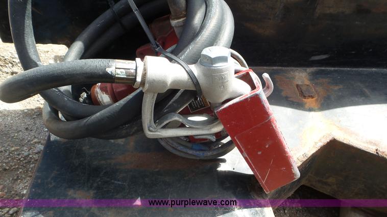 image for item AV9765 Fuel tank