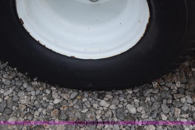 image for item BF9979 2000 Walker MDDGHS lawn mower