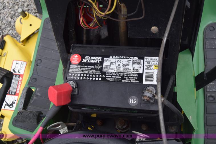 image for item BF9980 John Deere lawn mower