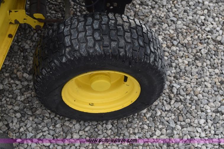 image for item BF9980 John Deere lawn mower
