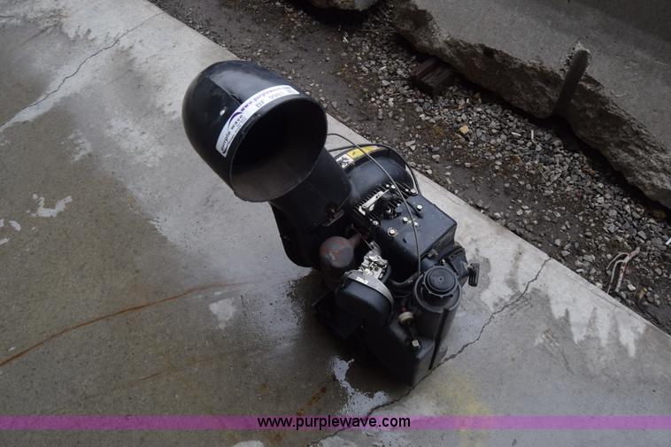 image for item BF9981 John Deere blower gas engine assembly