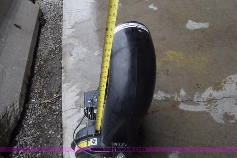 image for item BF9981 John Deere blower gas engine assembly