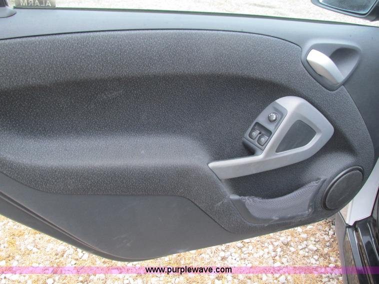 image for item BG9058 2009 Smart Fortwo Passion Cabriolet convertible