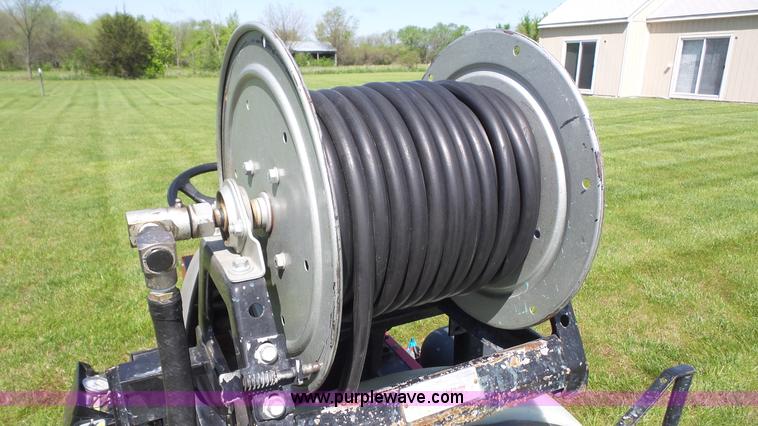 image for item BN9527 1998 Toro 1100 Multipro sprayer