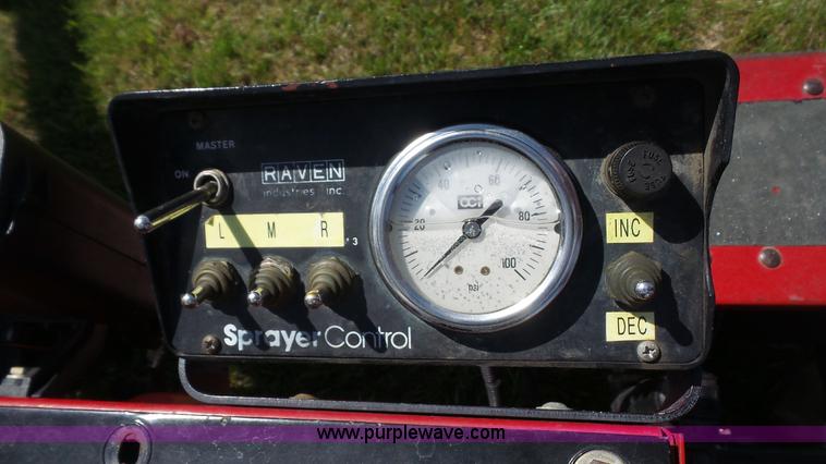 image for item BN9527 1998 Toro 1100 Multipro sprayer