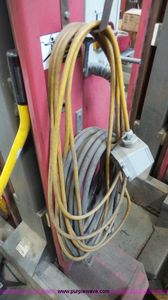 image for item BN9528 (4) rotary lifts