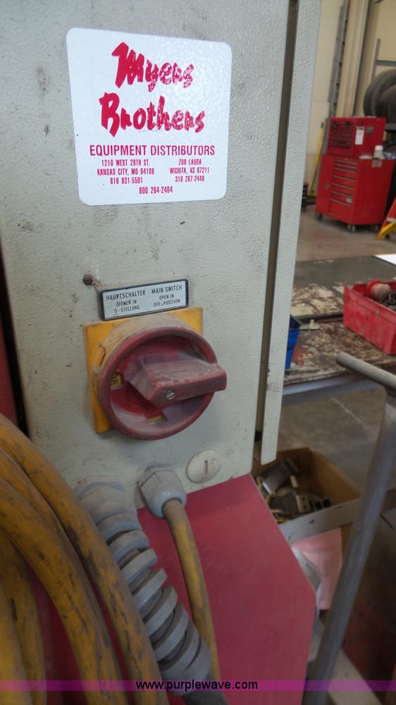 image for item BN9528 (4) rotary lifts