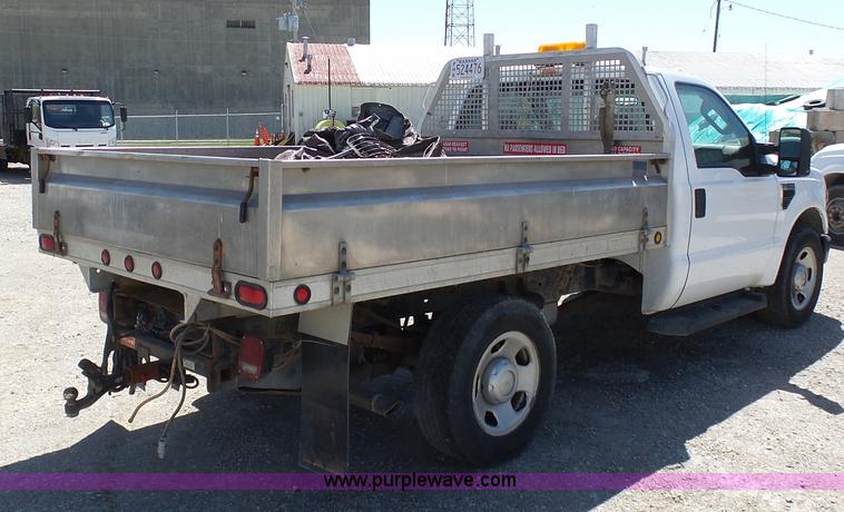 image for item BS9724 2008 Ford F350 Super Duty flatbed pickup truck