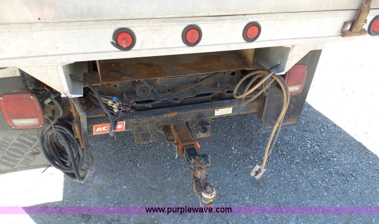 image for item BS9724 2008 Ford F350 Super Duty flatbed pickup truck