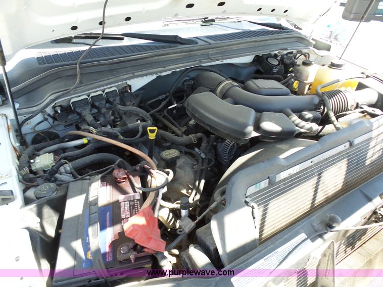 image for item BS9724 2008 Ford F350 Super Duty flatbed pickup truck